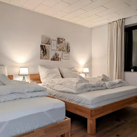 Luxus Hürth Zentral-phantasialand-köln-messe