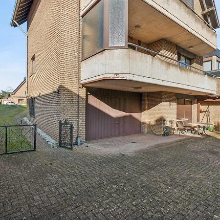 Luxapts Phantasialand-koeln-messe-balkon-kueche * Кёльн